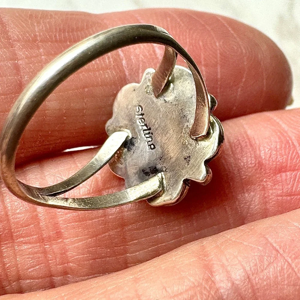 Navajo Flower Ring Red Spiny Oyster Sz 8 Sterling Silver Scalloped Native Amer